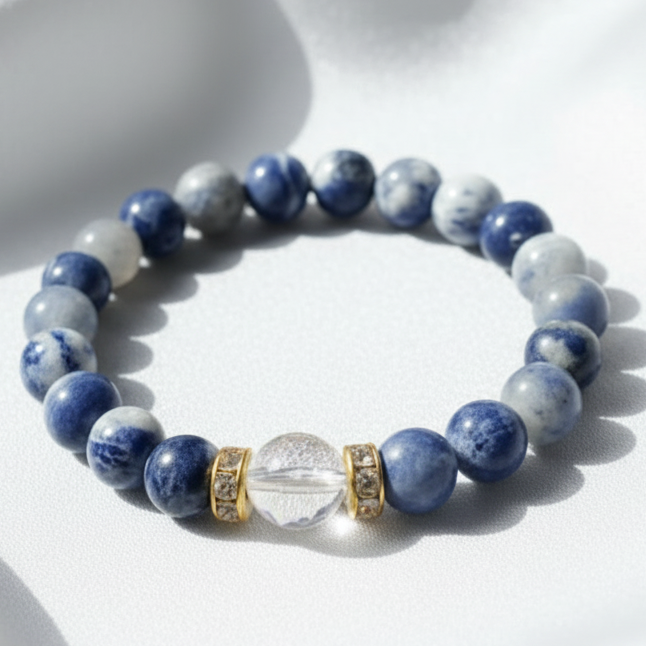 Sodalito ir kalnų krikštolo apyrankė