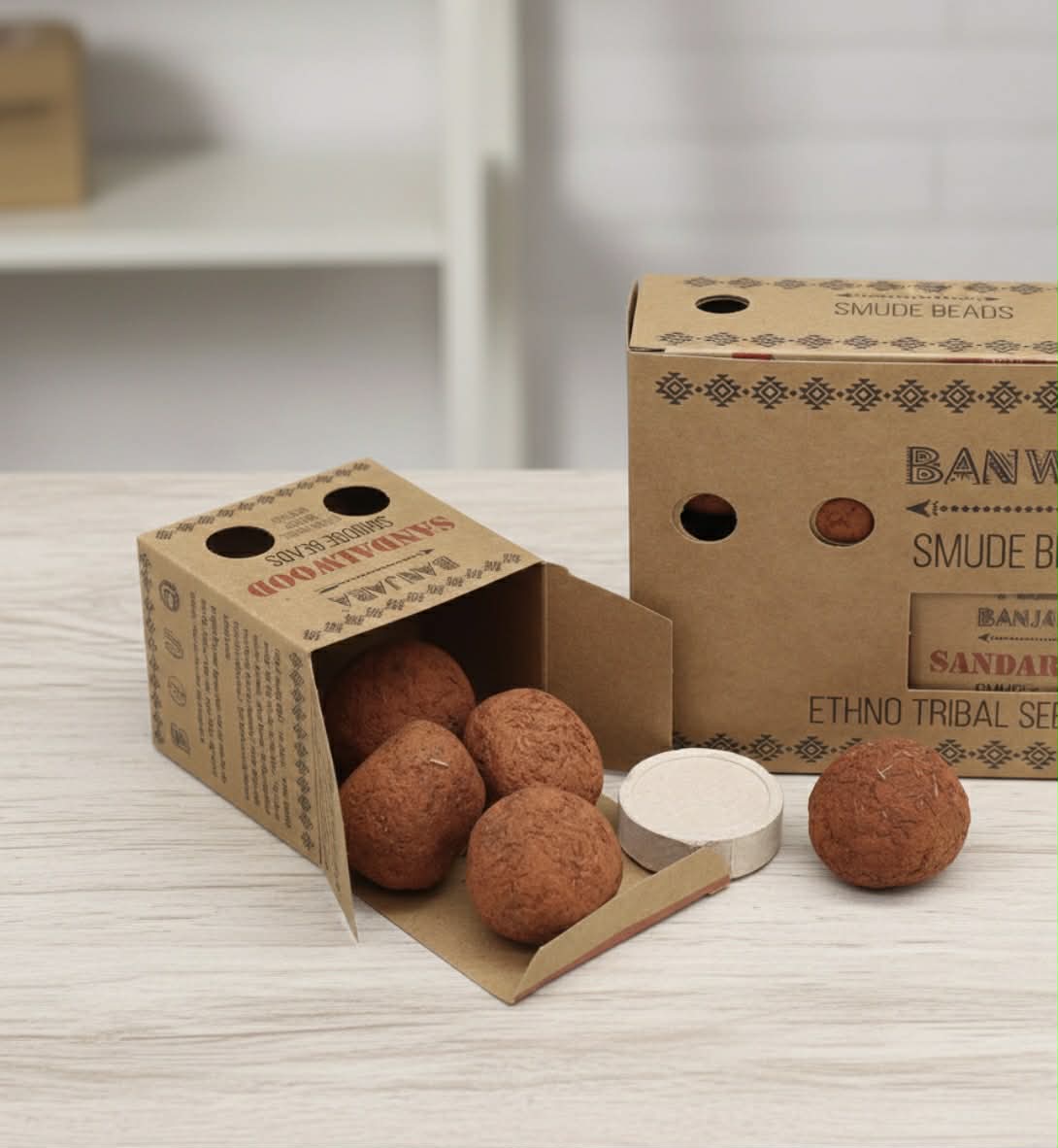 Banjara Smudge karoliukai - santalas