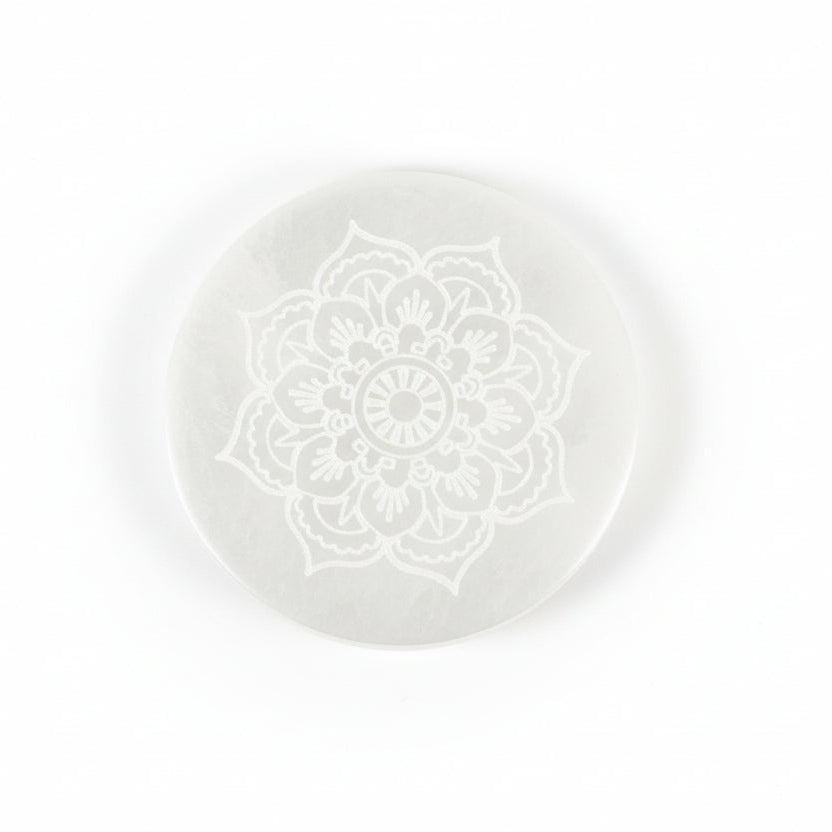 Vidutinio dydžio selenito padėkliukas 10 cm - Lotoso Mandala