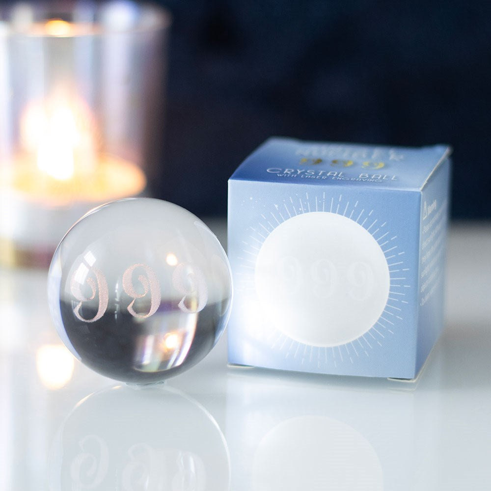 999 angelo skaičiaus krištolinis rutulys