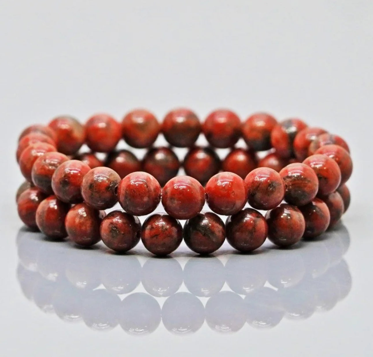 Raudonojo jaspio apyrankė