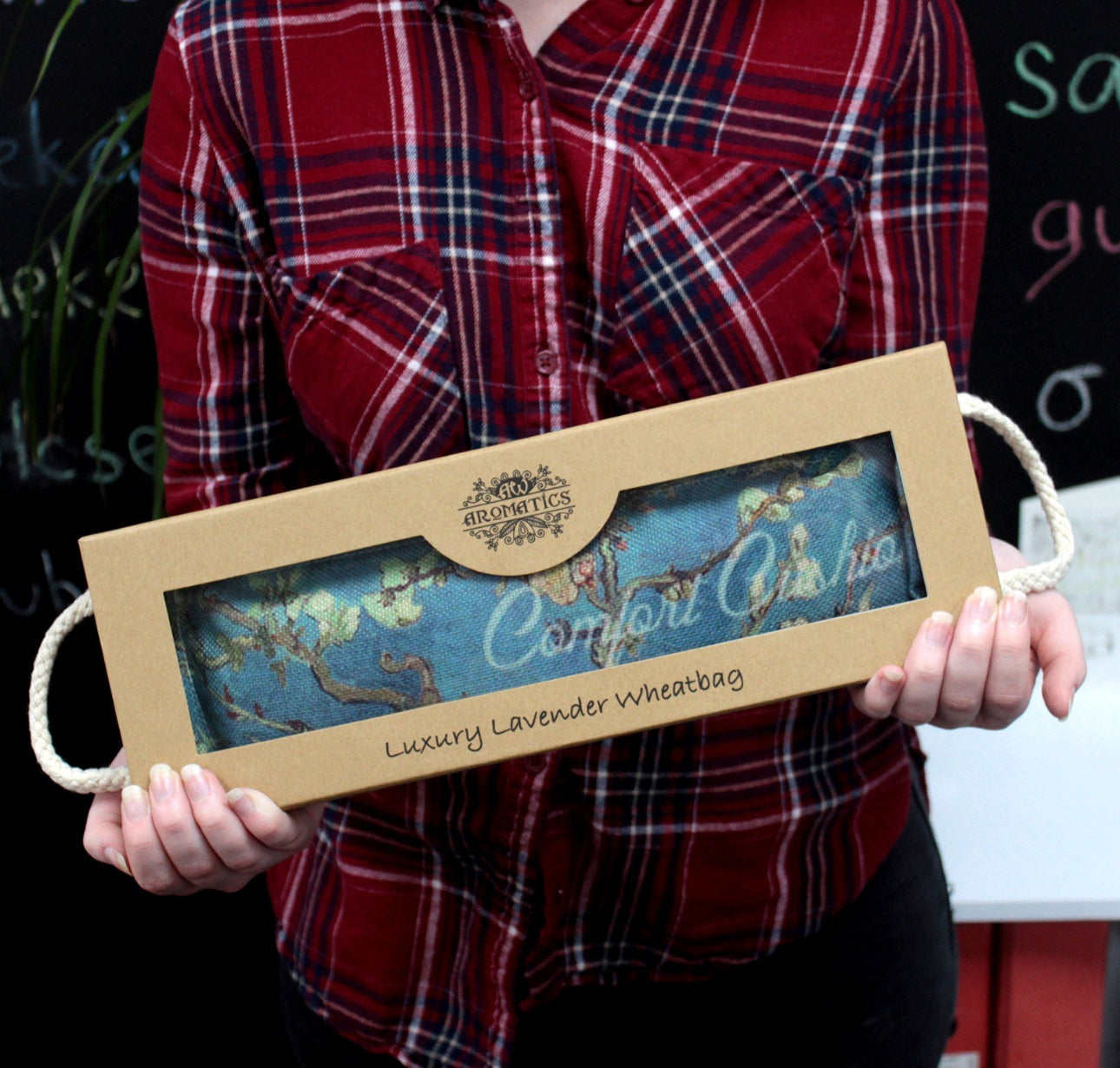 Prabangus levandų kviečių maišelis dovanų dėžutėje - Žydėjimas