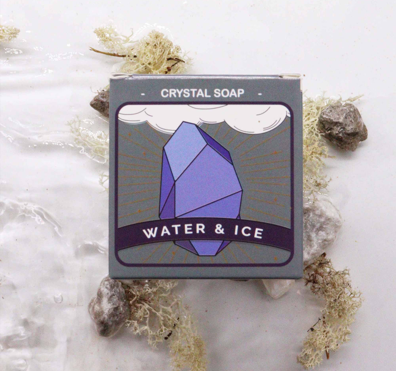 Krištolinis elementinis muilas – vanduo