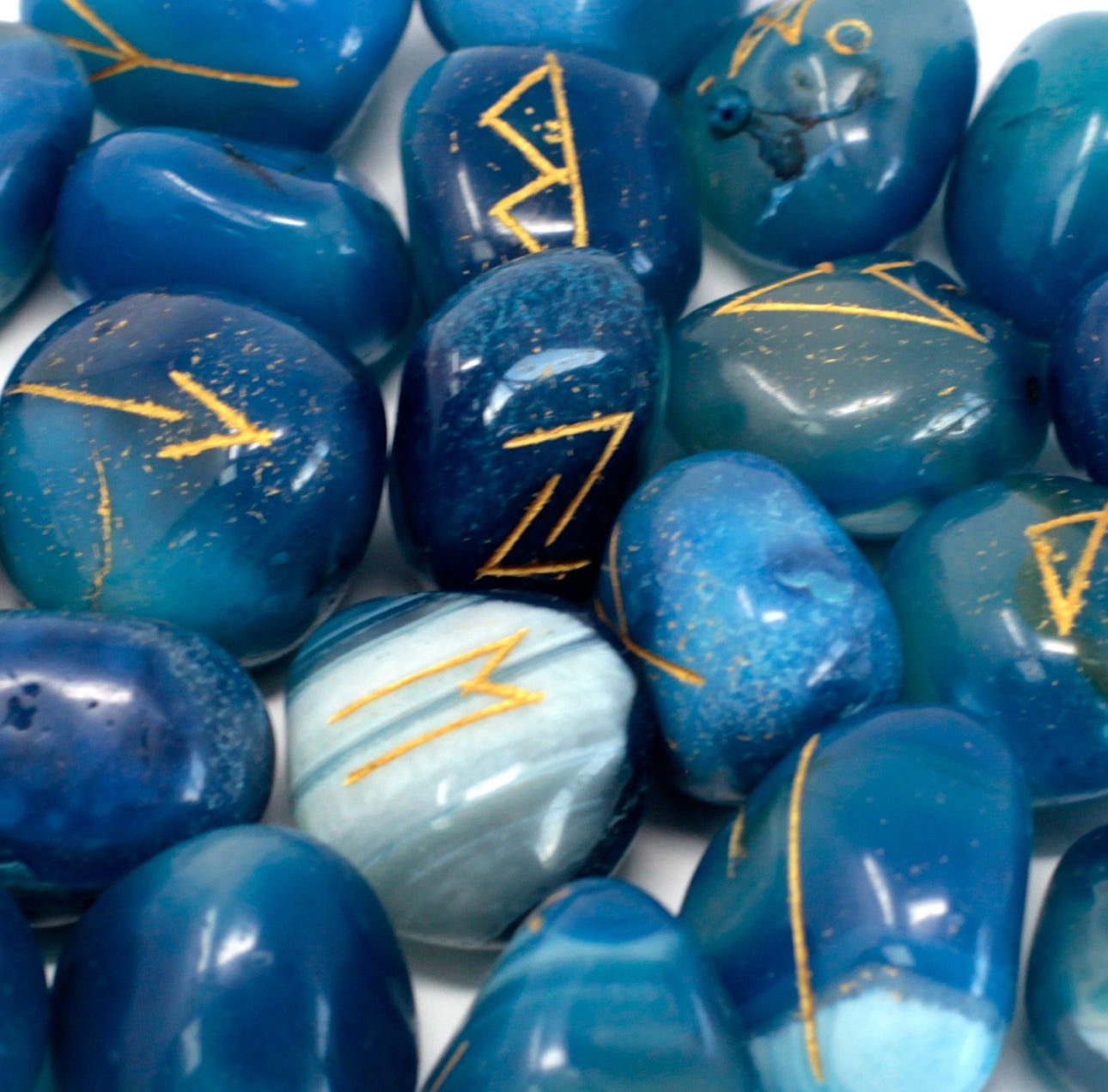 Runų akmenų rinkinys maišelyje – mėlynas oniksas