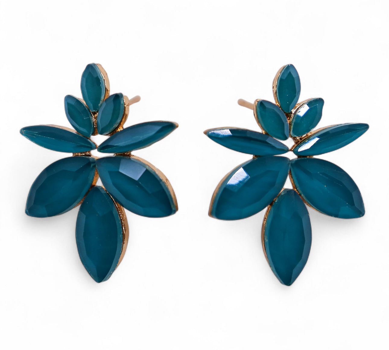 Žalsvai žali vintažinio stiklo auskarai - Gėlės