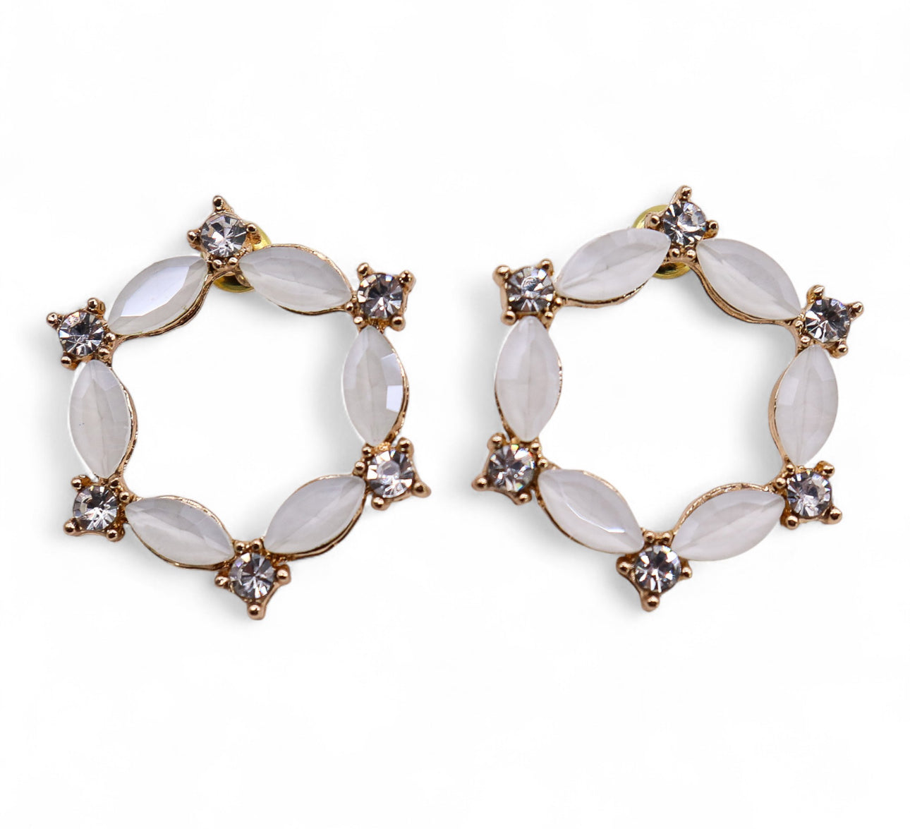 Perliniai vintažinio stiklo auskarai - Kilpelė