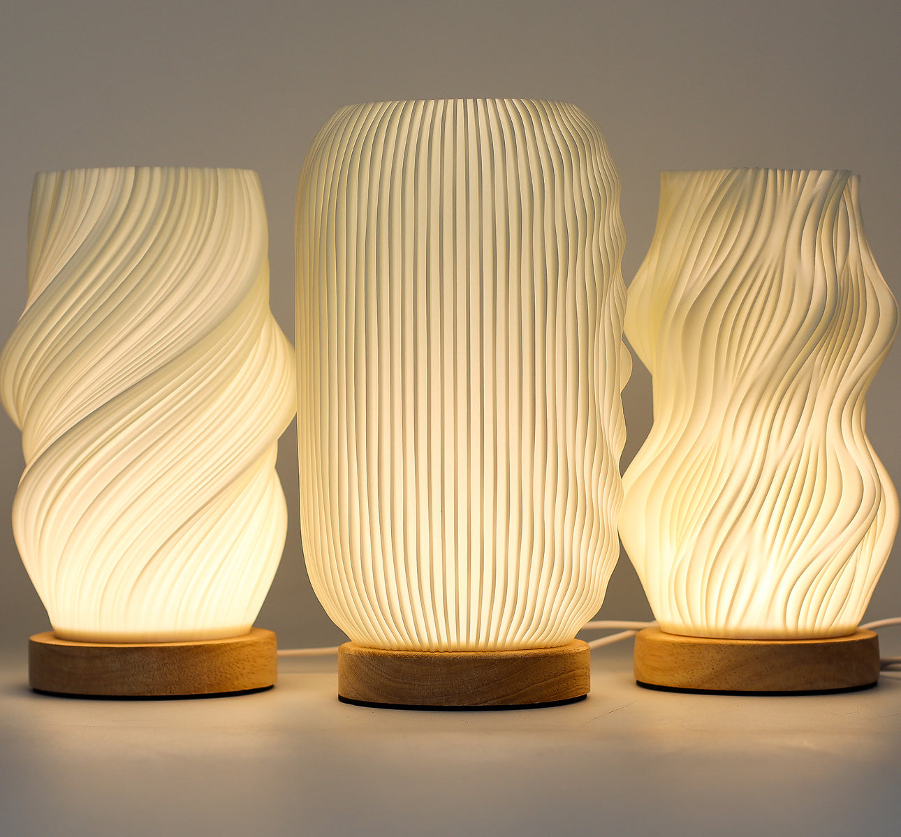 „New Wave“ lempa – USB – 3 nustatymai – „Cloud Twisted“