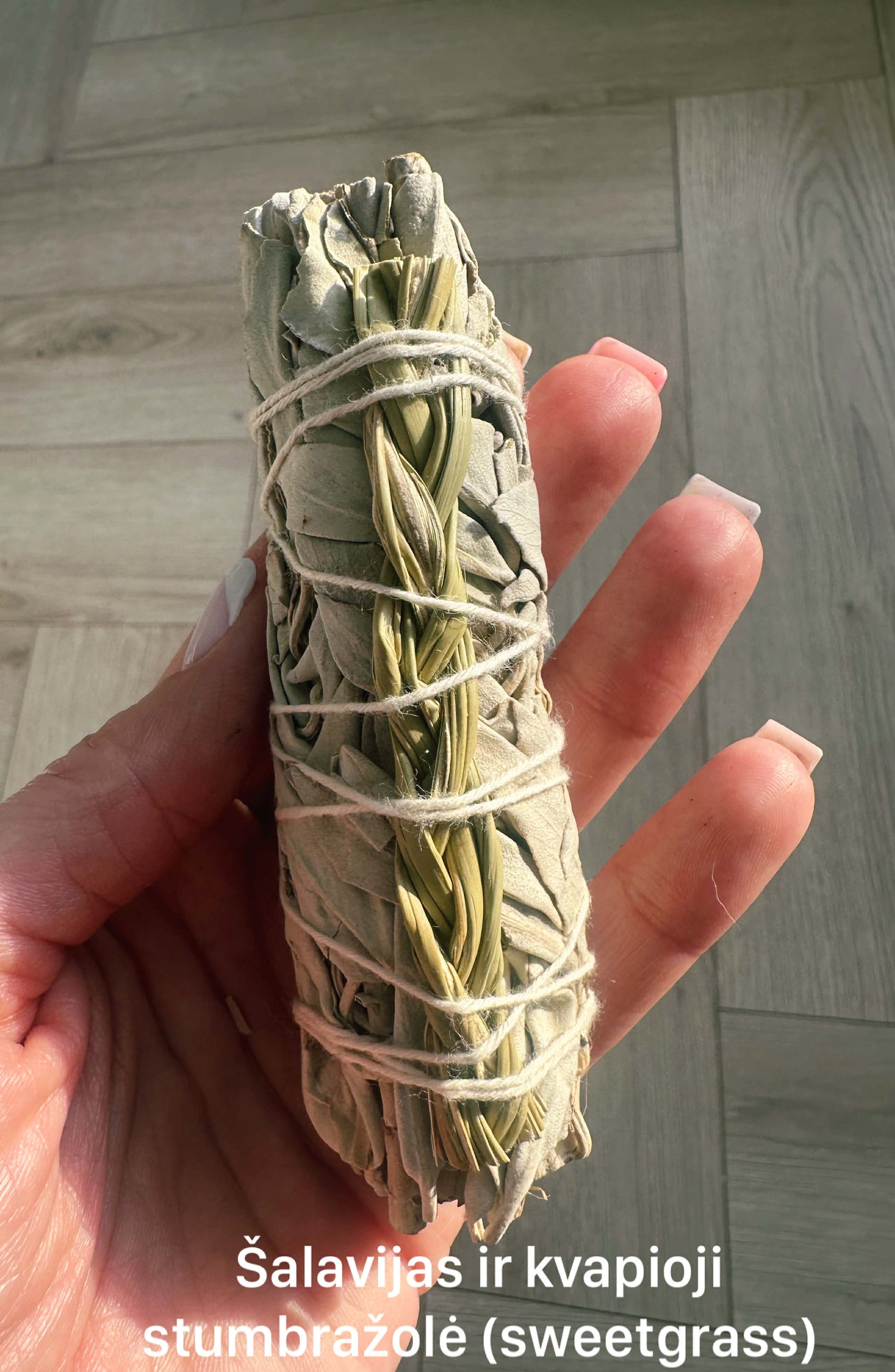 Baltasis šalavijas ir stumbražolė (Sweetgrass)